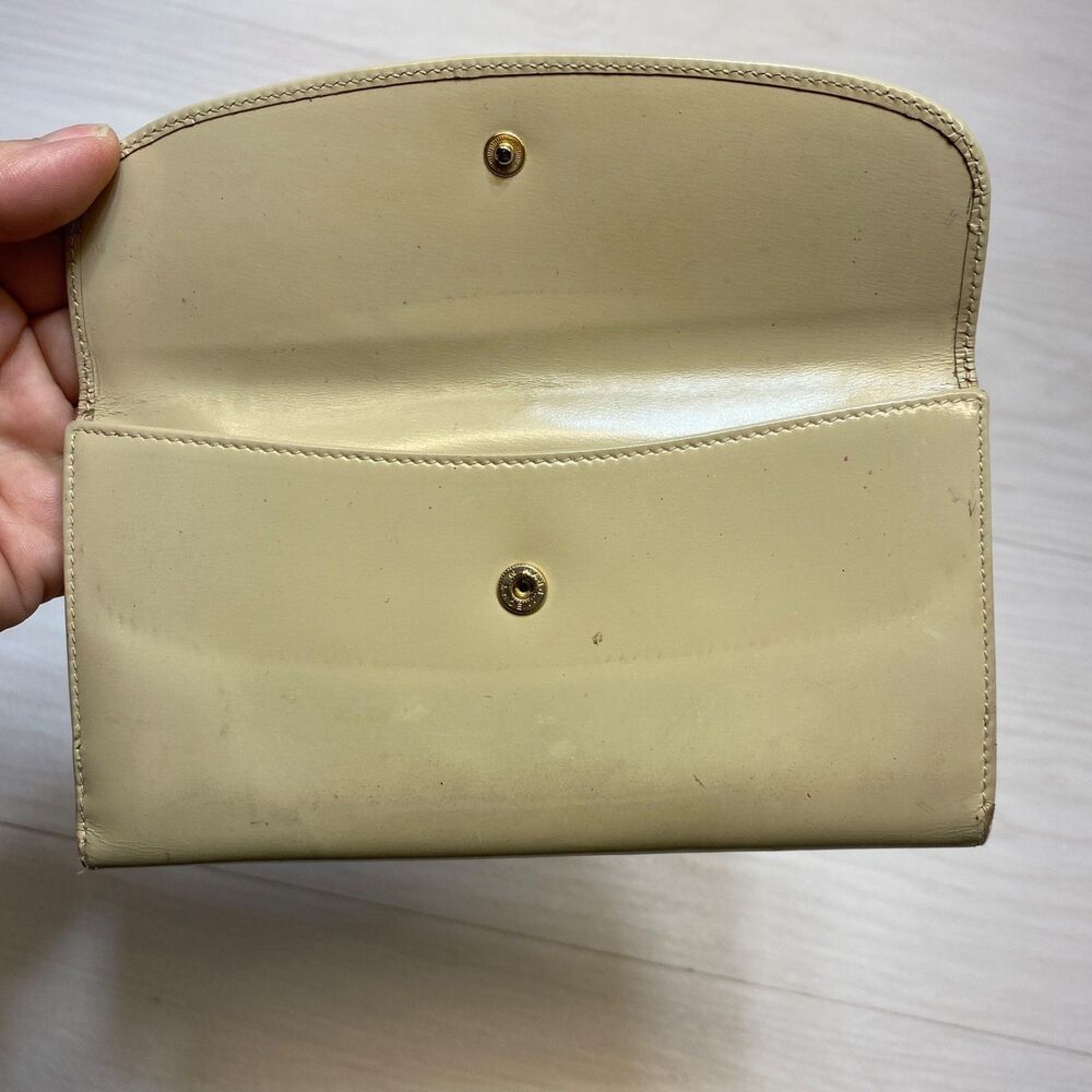Gucci Bi-Fold Long Womens Wallet GG Monogram Authentic Beige W Gold Clasp - Picture 15 of 16